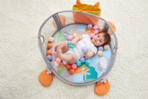 Baby play mat with ball pit